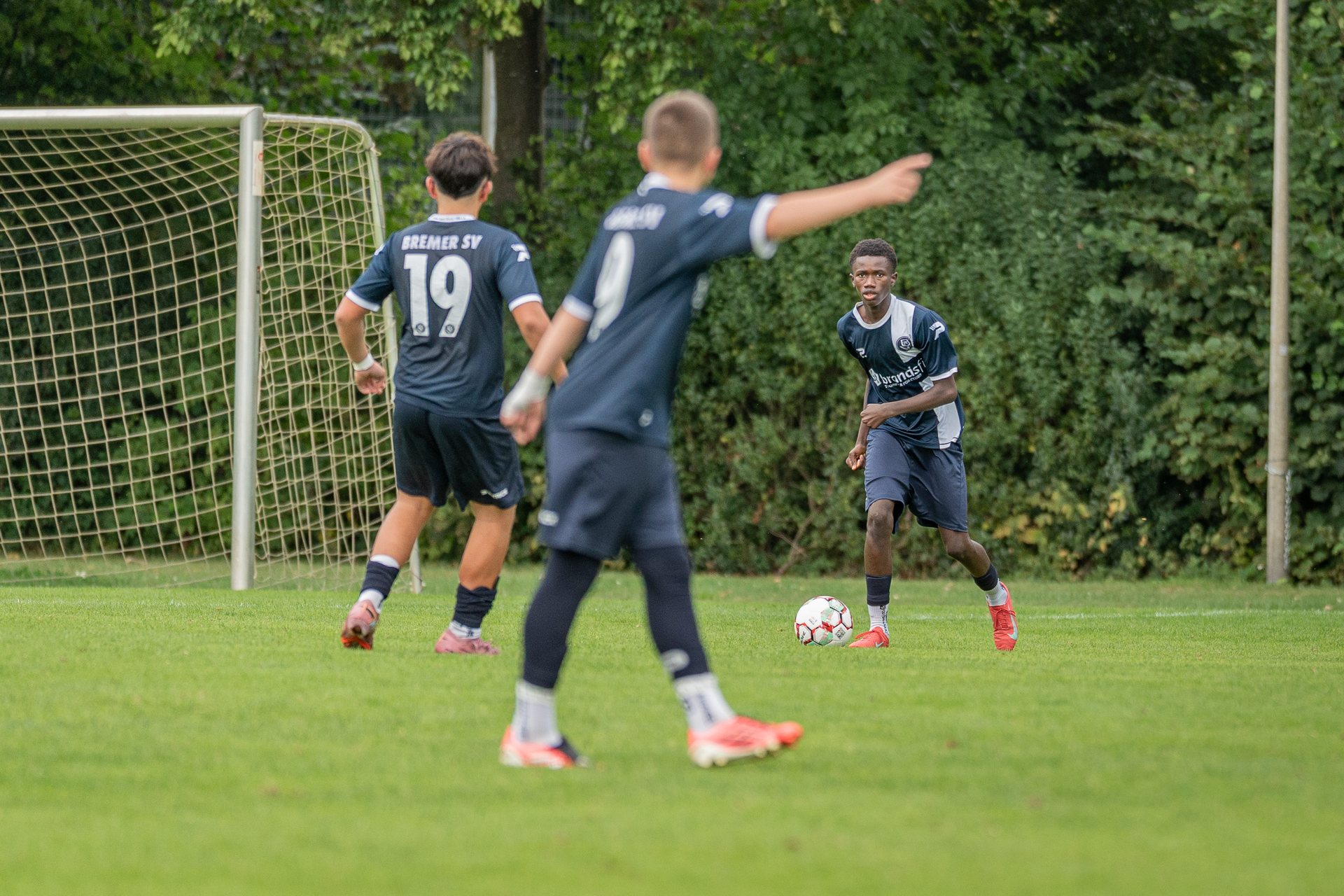 Spielaufbau des Bremer SV gegen JFV Bremen in der Verbandsliga